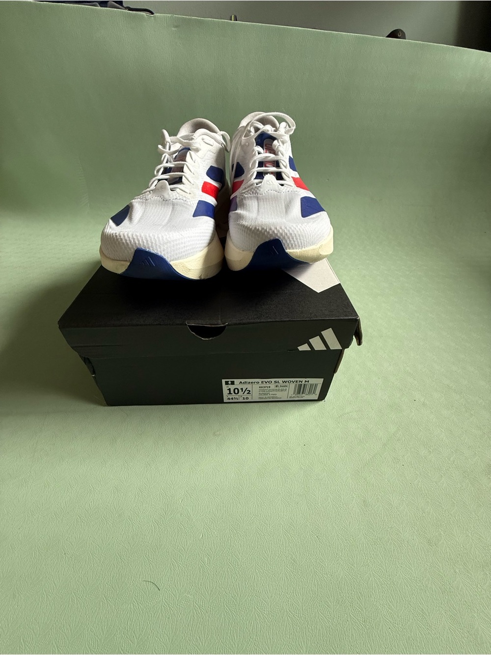 Adidas EVO SL Woven 10.5 like new with box!